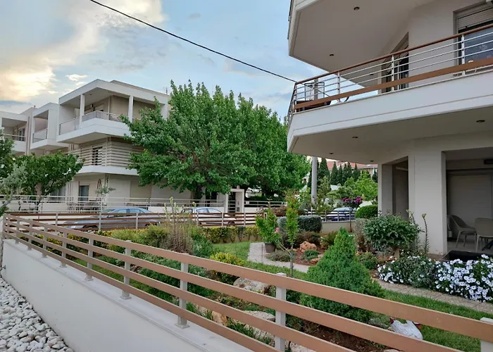 Alexandra Boutique Residence Garden Apartment
